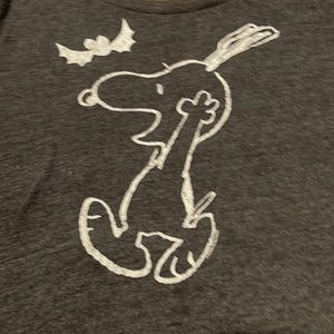 ***free with $10 purchase*** Old Navy XL Snoopy and Woodstock Halloween Tee